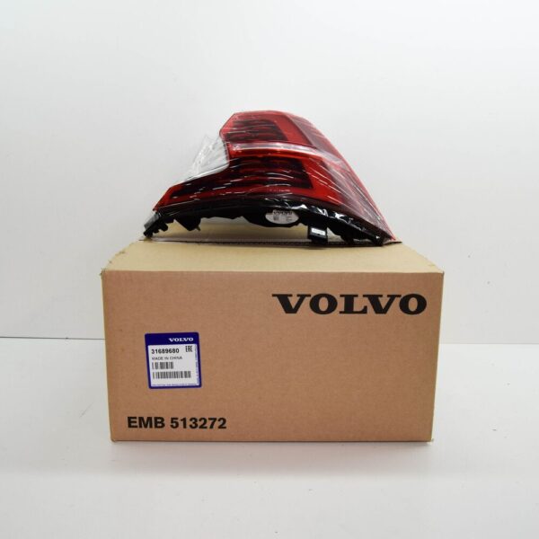 31689680 - Volvo S60 MK3 Rear Right Outer Taillight 31689680 NEW GENUINE