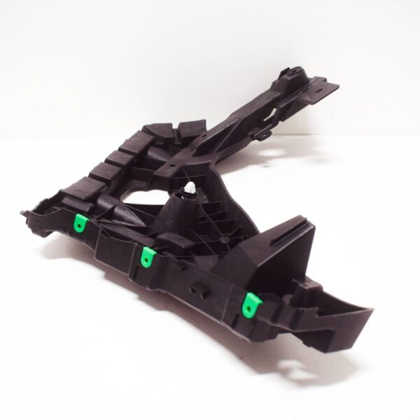 31690706 - Volvo XC40 Rear Bumper Holder for Right Side Mount 31690706 NEW