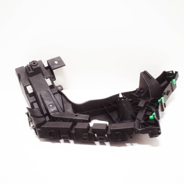 31690706 - Volvo XC40 Rear Bumper Holder for Right Side Mount 31690706 NEW