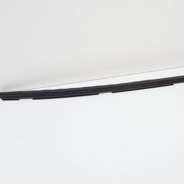 31693182 - Volvo XC60 MK2 Front Left Door Shell Seal 31693182 NEW GENUINE