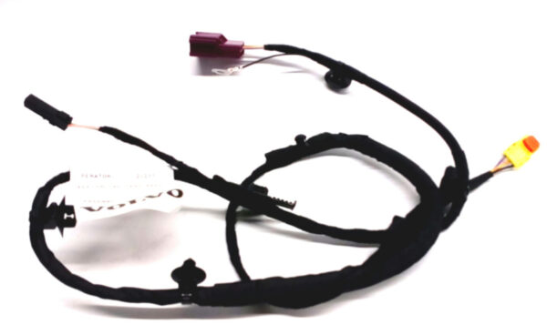 31696695 - Volvo XC90 MK2 harness for rear seat center 31696695, original part