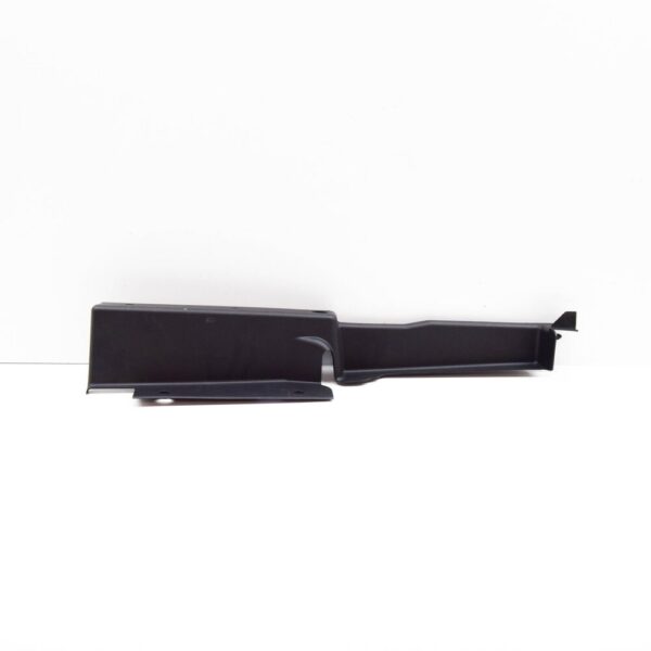 32131858 - Volvo XC40 Front Right Panel Bracket 32131858 NEW GENUINE