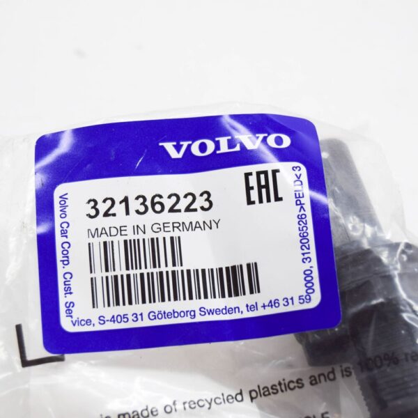 32136223 - Volvo XC60 MK2 Rear Tailgate Bump Stop Buffer 32136223 NEW GENUINE