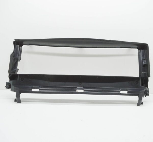 32234000 - Volvo XC40 front air routing 32234000 NEW ORIGINAL