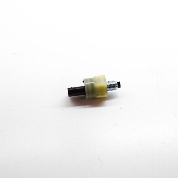 32242805 - Volvo XC60 MK2 Oil Pressure Sensor 32242805 NEW GENUINE