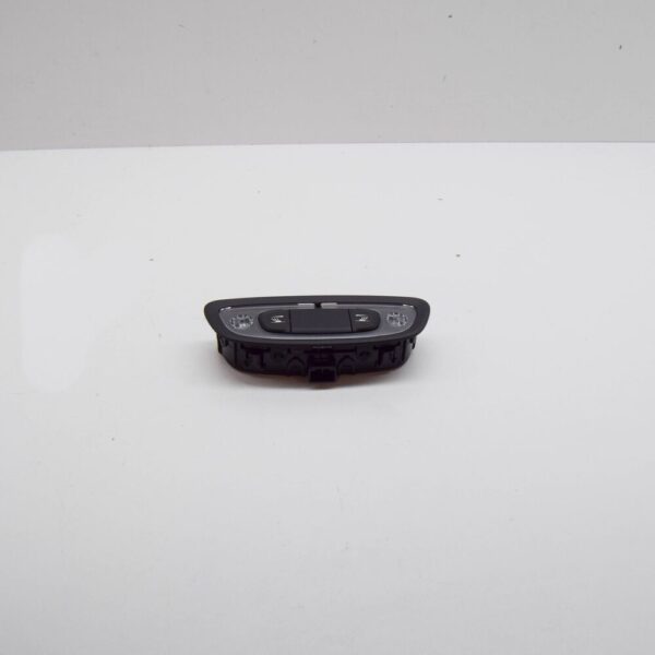 32289813 - Volvo XC40 Interior Rear Reading Light Lamp 32289813 New Genuine