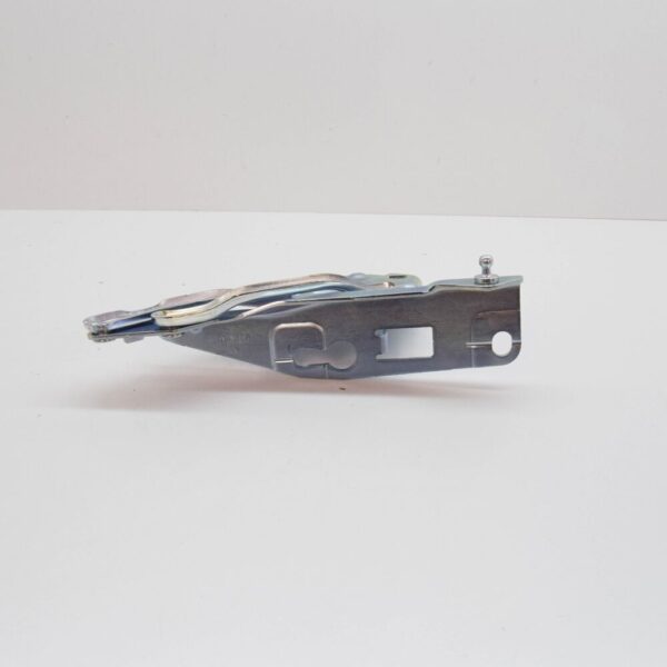 32297490 - VOLVO XC40 536 FRONT RIGHT BONNET HINGE 32297490 NEW GENUINE