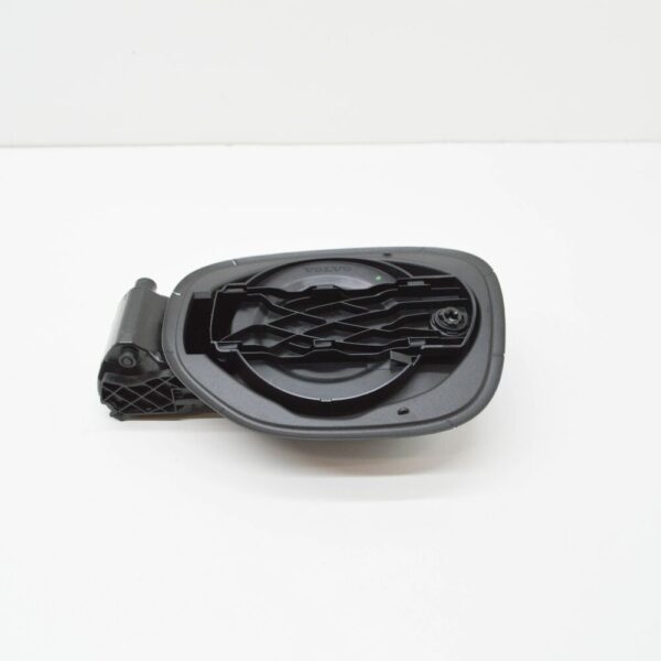 32357578 - Volvo XC60 MK2 charging connection cover front of fender 32357578, original part