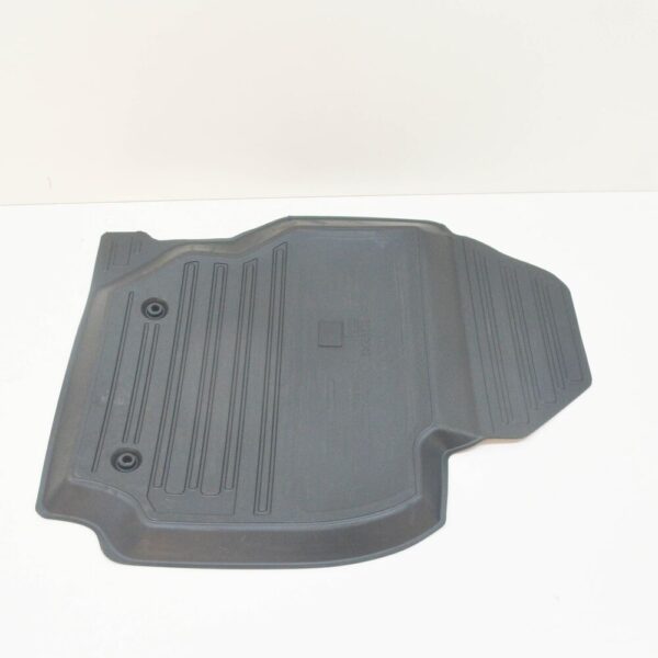 39807571 - Volvo V70 MK3 All Weather Rubber Floor Mat Set LHD 32357489 NEW