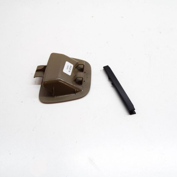 39813511 - Volvo XC90 MK1 Luggage Compartment Floor Trim Handle 39813511 NEW GENUINE