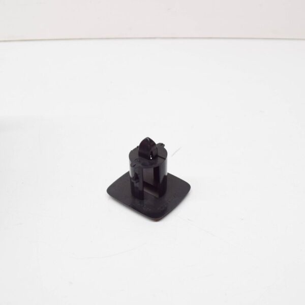 39822250 - VOLVO S60 MK2 LINER CLIP 39822250 NEW GENUINE