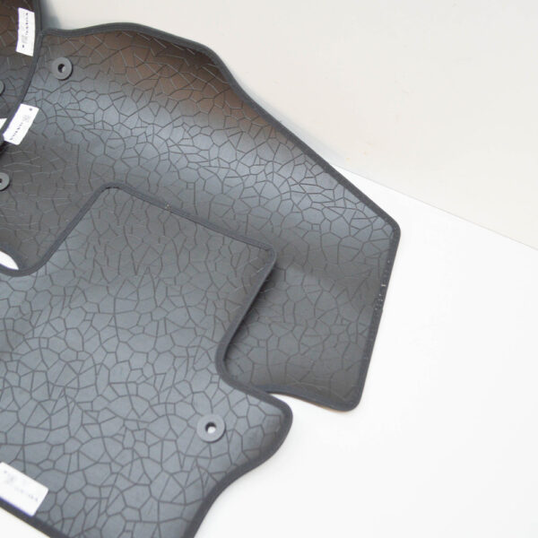 39834472 - VOLVO XC70 MK2 Textile R-Design Floor Mats Set LHD 39834472 NEW GENUINE