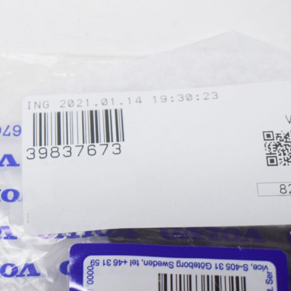 39837673 - VOLVO V40 Cross Country Front Bumper Tow Hook Cover 39837673 NEW GENUINE