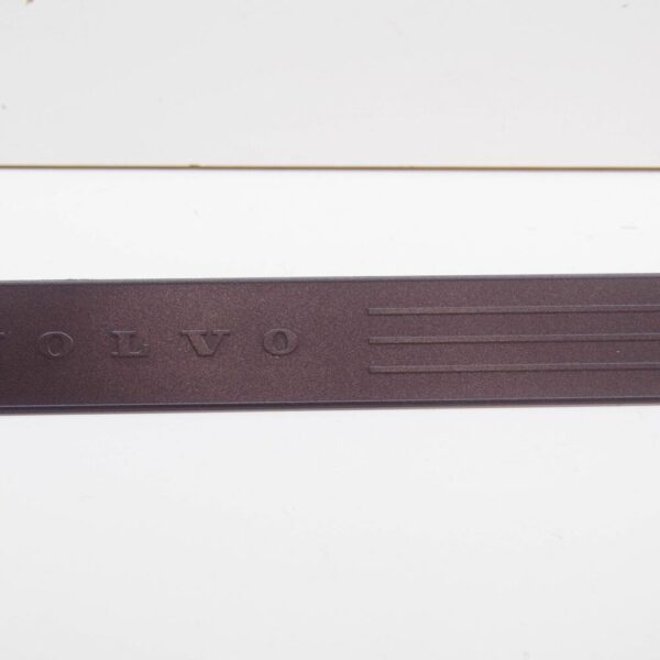 39845265 - VOLVO XC60 MK2 Front Door Trim Sill Plate Insert 39845265 NEW