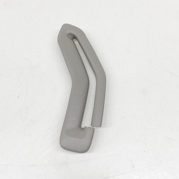 39873710 - VOLVO V70 MK2 FRONT LEFT SEAT BELT SELECTOR GATE 39873710 NEW GENUINE