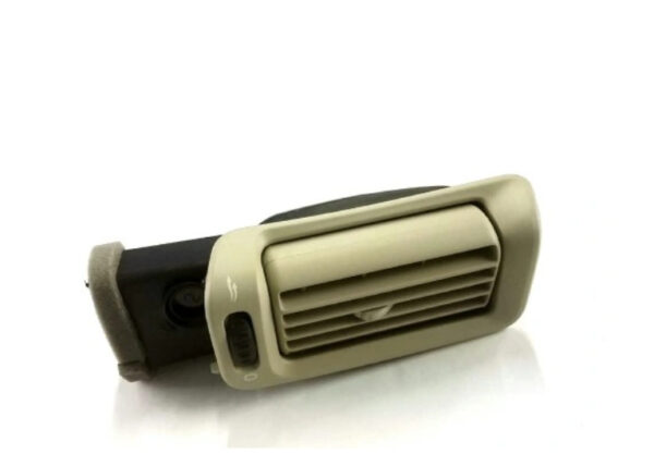 39899539 - VOLVO XC90 MK1 FRONT RIGHT INNER NOZZLE 39899539 NEW GENUINE