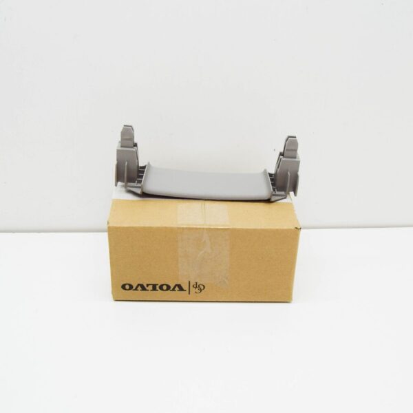 8621965 - VOLVO V50 MW Inner Liftgate Pull Handle 8621965 NEW
