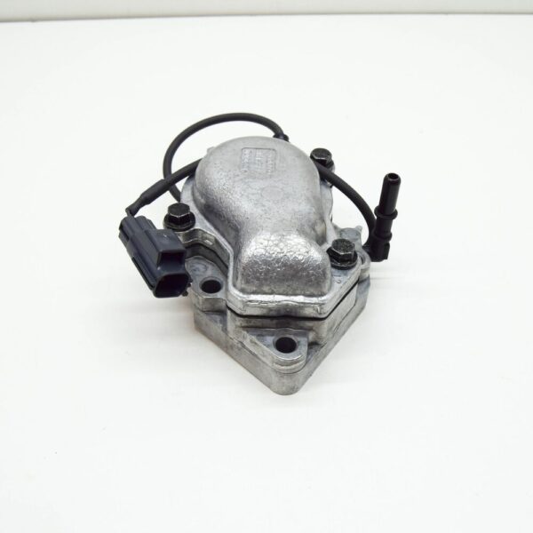 8636779 - VOLVO XC90 MK1 THERMOSTAT HOUSING 8636779 NEW GENUINE