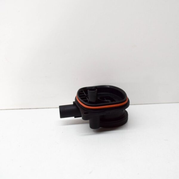 8642424 - VOLVO S80 MK2 Crankcase Breather Valve 8642424 NEW