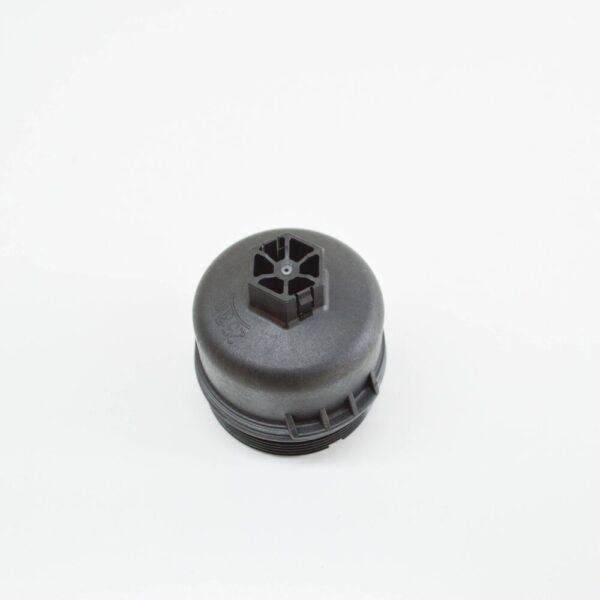 8653788 - Volvo C30 Engine Oil Filter Housing Cover 8653788 NEW