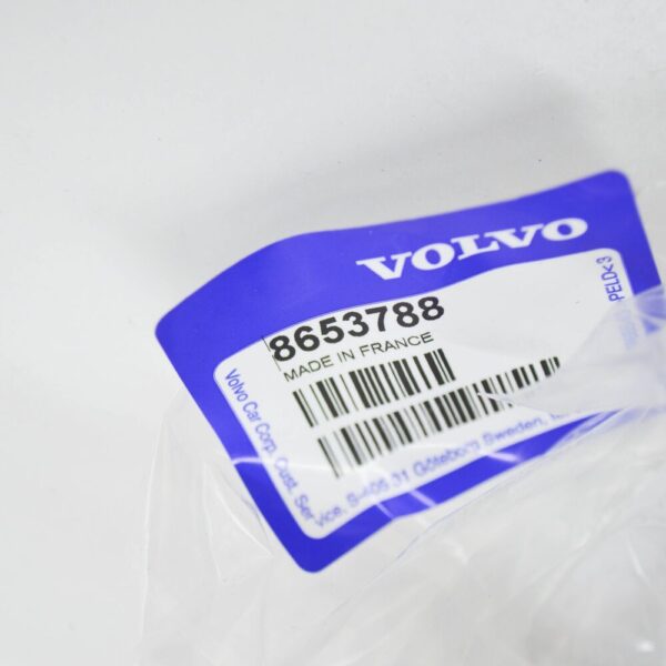 8653788 - Volvo C30 Engine Oil Filter Housing Cover 8653788 NEW