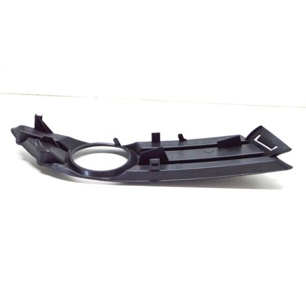 8662667 - VOLVO V70 MK2 Front Bumper Left Fog Light Grille 8662667 NEW