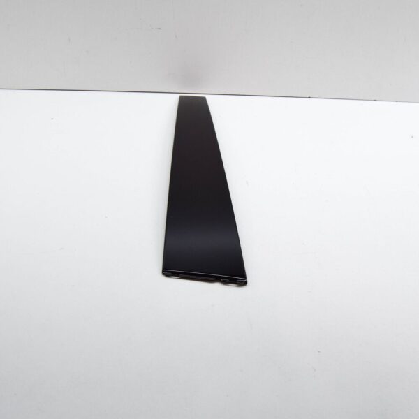 8663889 - Volvo XC90 MK1 Exterior B-Pillar Rear Right Applique 8663889 NEW GENUINE