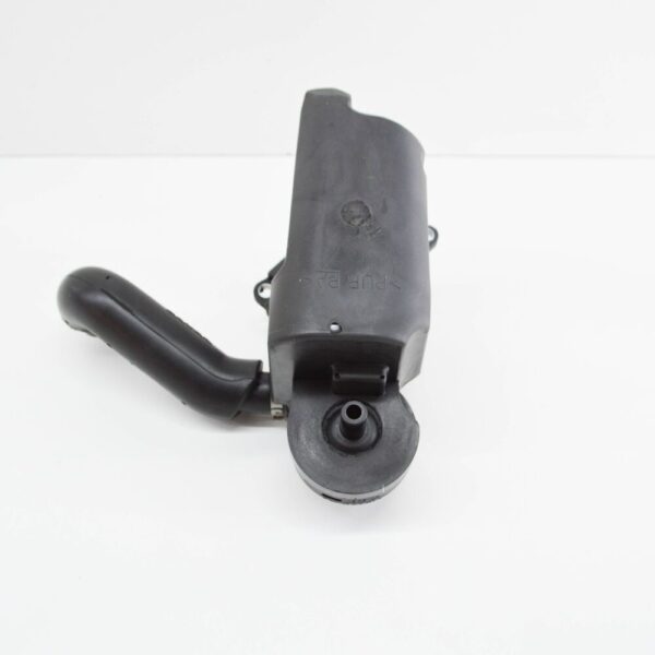 8670306 - VOLVO S80 MK1 OIL SEPARATOR 8670306 NEW GENUINE