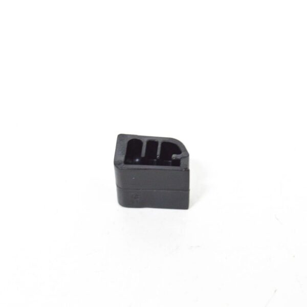 8686428 - Volvo XC90 MK1 Seat Clip for Third Row 8686428 New
