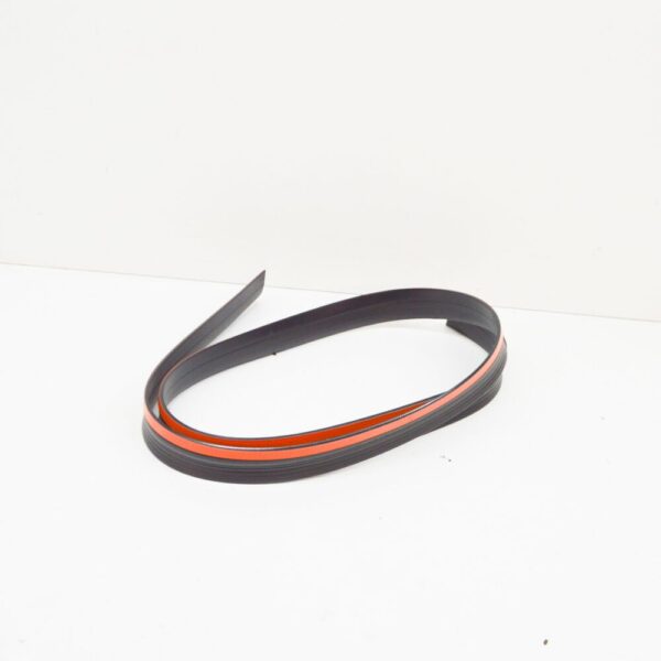 9203080 - VOLVO V70 MK2 REAR BUMPER SEAL STRIP 9203080 NEW