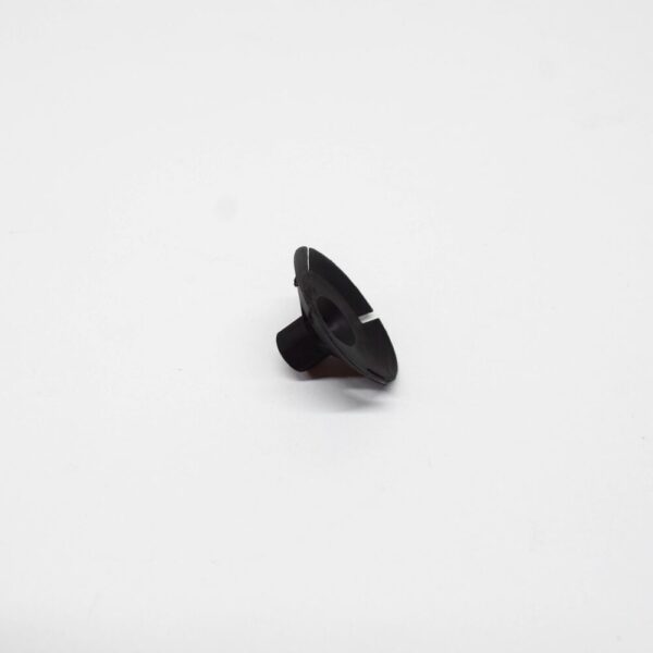 981495 - VOLVO XC90 MK2 FLOOR PANEL HEAT SHIELD NUT 981495 NEW GENUINE