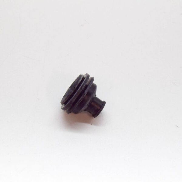 1655700Q0A - NISSAN QASHQAI J11 MK2 Engine Cover Grommet 1655700Q0A NEW GENUINE