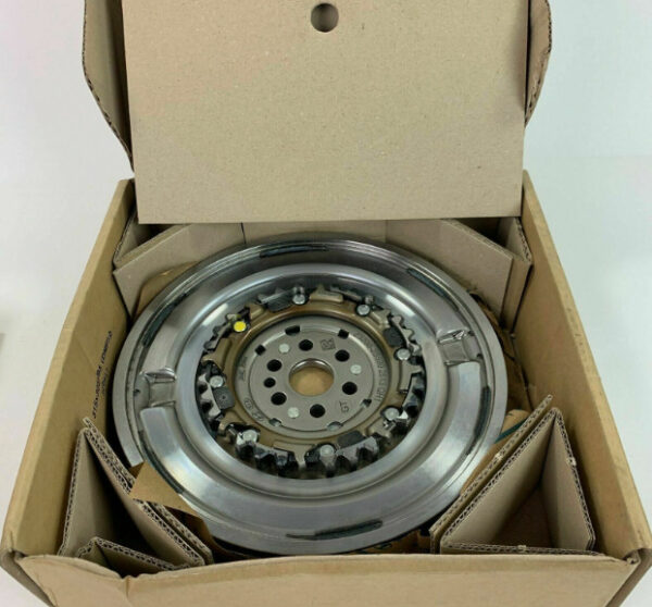 232002B590 - Hyundai Kona MK1 Dual Mass Flywheel 232002B590, New Original