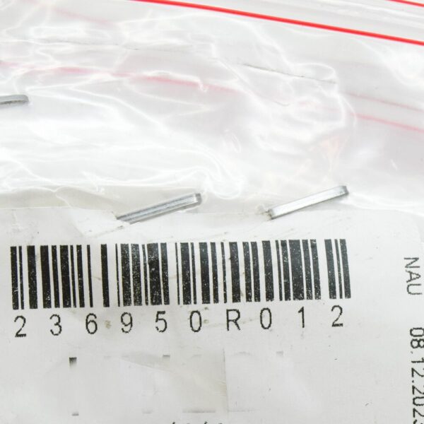 236950R012 - Toyota Avensis T250 holder for headlight cleaning system front 236950R012 part