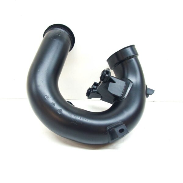 28220J9200 - HYUNDAI KONA ENGINE AIR INTAKE HOSE LOWER 28220J9200 NEW GENUINE