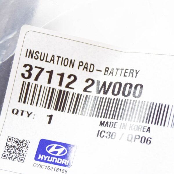371122W000 - HYUNDAI SANTA FE MK3 DM Battery Insulation Pad 371122W000 NEW