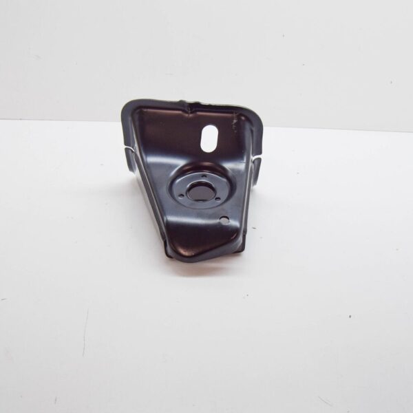 517040K010 - TOYOTA HILUX MK7 Cab Mounting No.2 Left Bracket 517040K010 NEW GENUINE