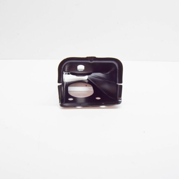 517040K010 - TOYOTA HILUX MK7 Cab Mounting No.2 Left Bracket 517040K010 NEW GENUINE
