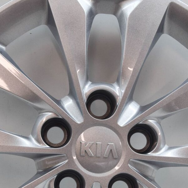 52970J7100 - KIA CEED MK3 CD Wheel Centre Cap 52970J7100 NEW