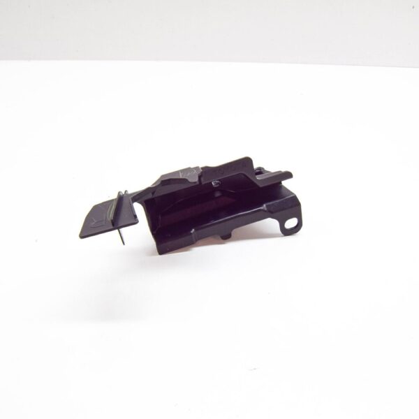 557830K110 - TOYOTA HILUX MK8 Cowl Top Ventilator Louver Right Bracket 557830K110 NEW GENUINE