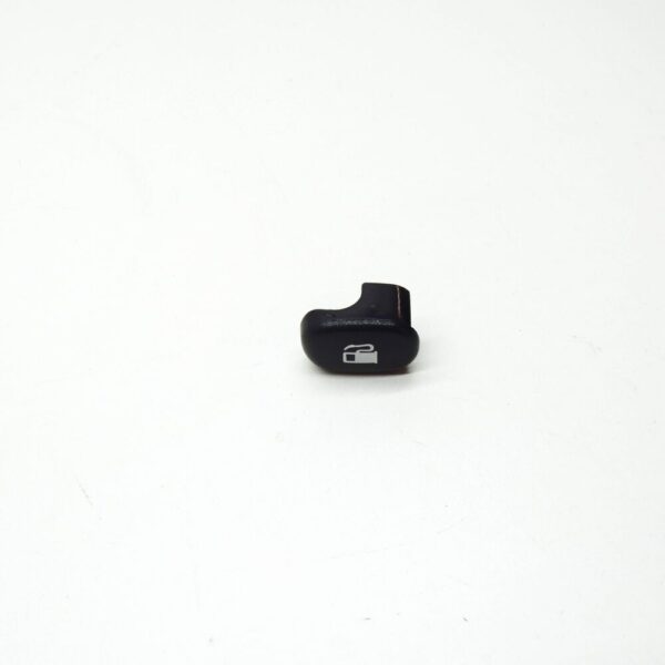 8157522000 - Hyundai Kona MK1 Tank Lid Button 8157522000, Original Part