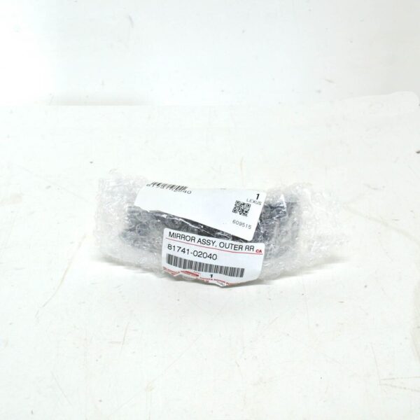 8174102040 - TOYOTA COROLLA E130 Front Left Door Mirror Turn Indicator 8174102040 NEW OEM