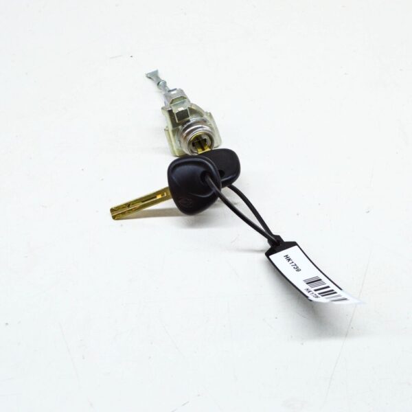 81970D3A00 - Hyundai Tucson TL Front Left Door Ignition Lock Set with Key 81970D3A00