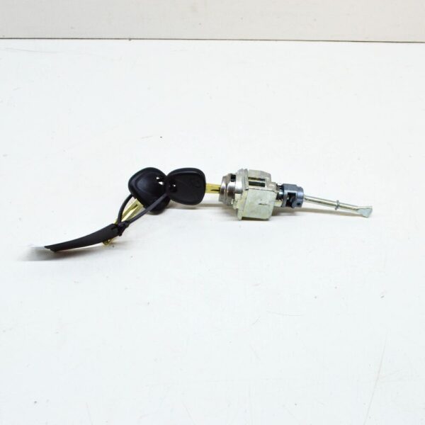 81970D3A00 - Hyundai Tucson TL Front Left Door Ignition Lock Set with Key 81970D3A00