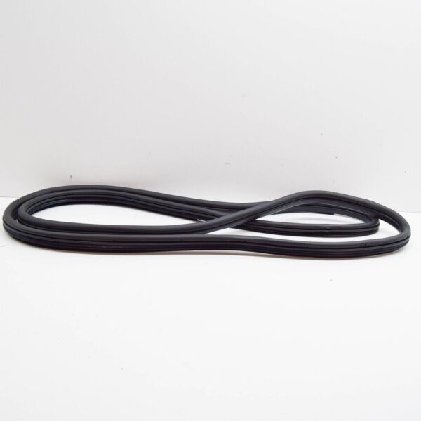 82120A6000 - HYUNDAI i30 MK3 Front Right Door Seal 82120A6000 NEW GENUINE