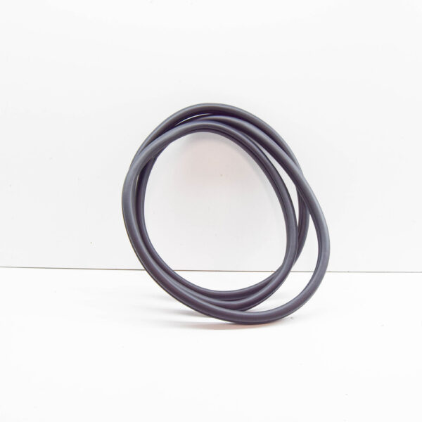 82120J9000 - HYUNDAI KONA MK1 FRONT RIGHT DOOR SEAL WEATHERSTRIP 82120J9000 NEW GENUINE