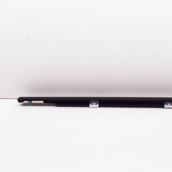 83210J9000 - Hyundai Kona MK1 door rubber rear left 83210J9000 NEW ORIGINAL