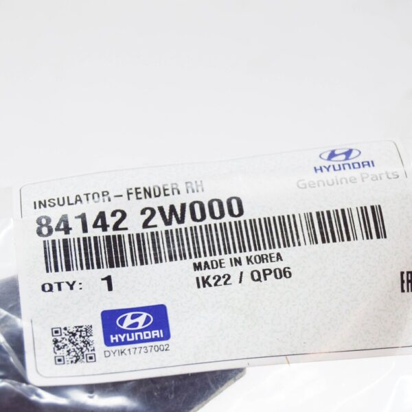 841422W000 - HYUNDAI SANTA FE MK3 DM Front Right Fender Insulator 841422W000 NEW GENUINE