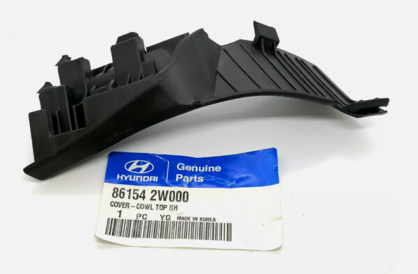 861542W000 - Hyundai Santa Fe MK3 DM Top Right Trim 861542W000 NEW ORIGINAL