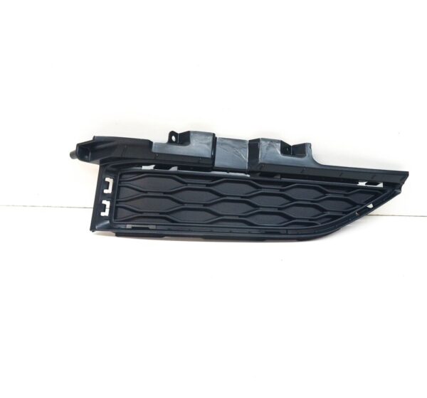 86566J9000 - HYUNDAI KONA Front Right Bumoper Lower Grille 86566-J9000 NEW GENUINE